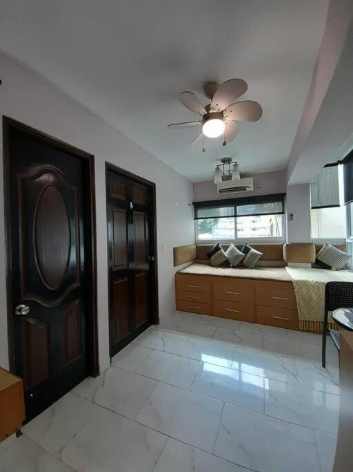 R.4-4 Lindo Estudio Ejecutivo En Area Turistica. Ciudad de Panamá Exterior foto